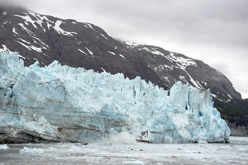 Glacier falling