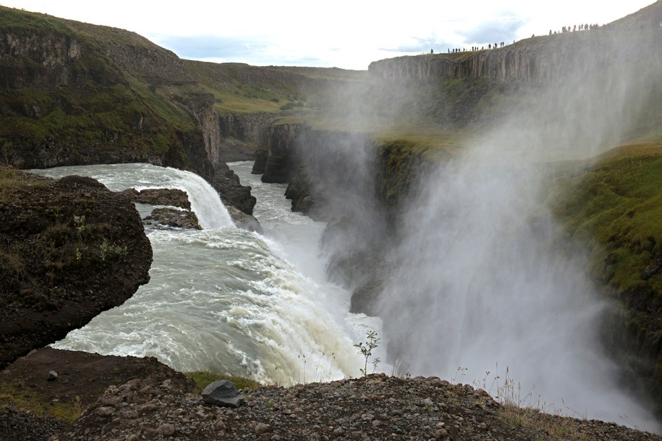 a-t-gulfoss-gorge