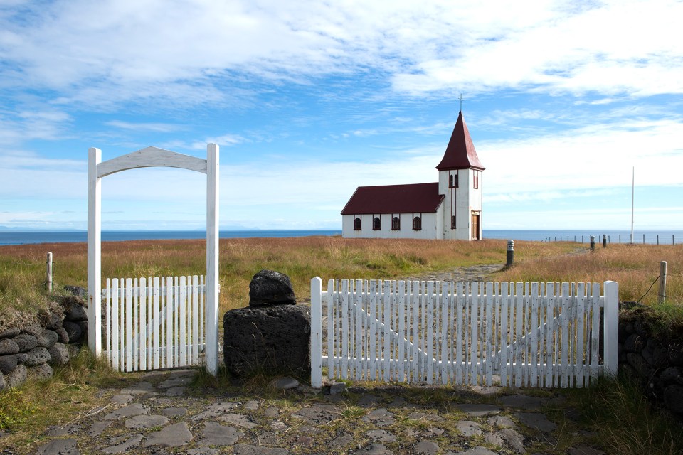 b-snaeffeles-church-c