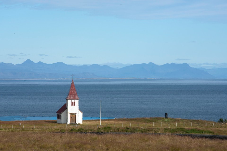 b-snaeffeles-church-d